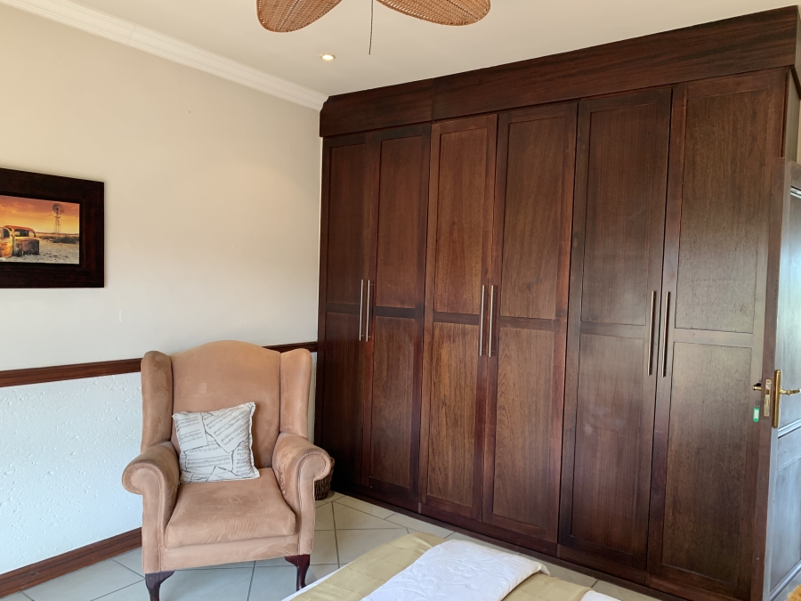 5 Bedroom Property for Sale in Birdwood Estate North West